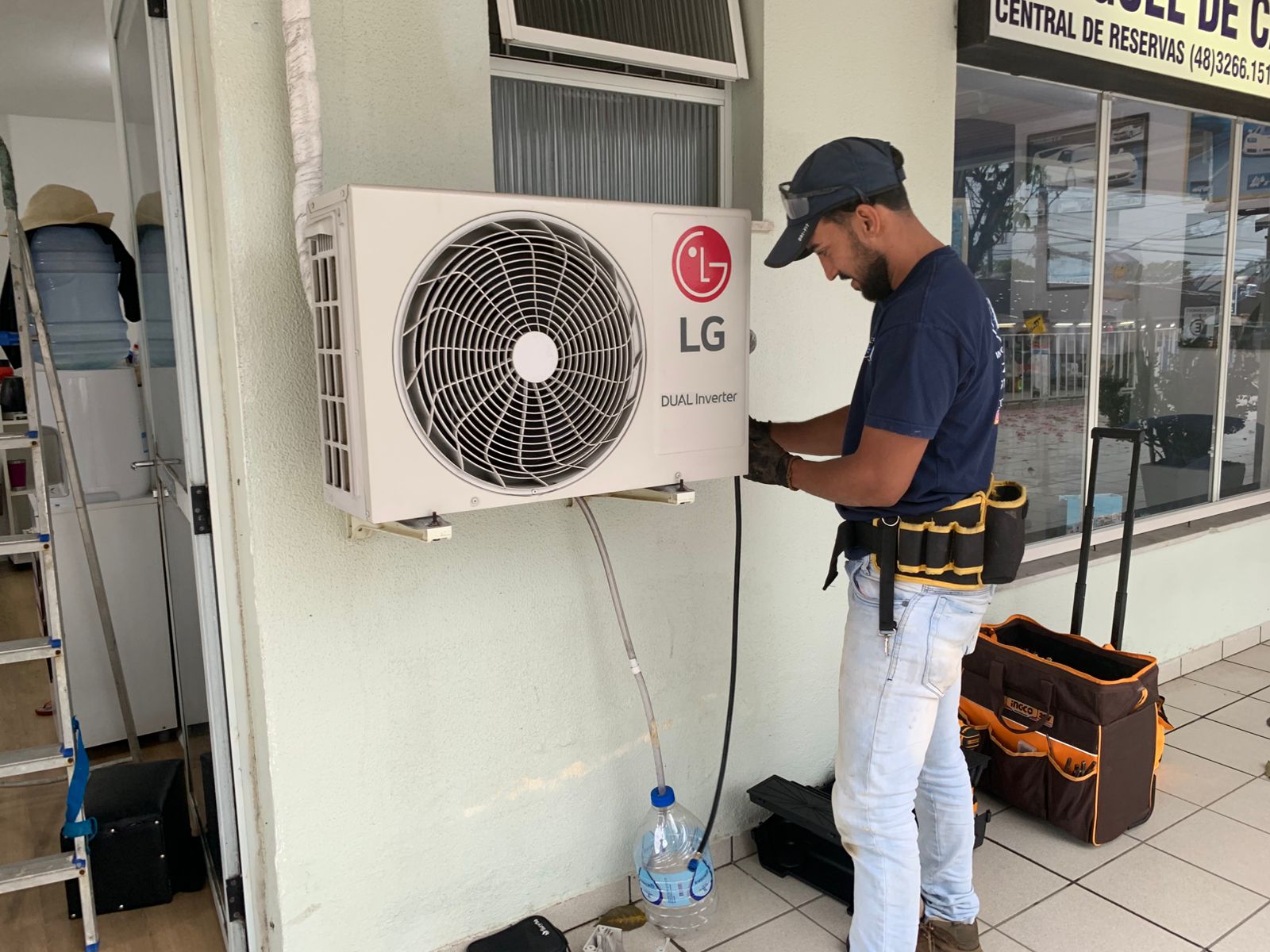 Manutenção em condensadora LG